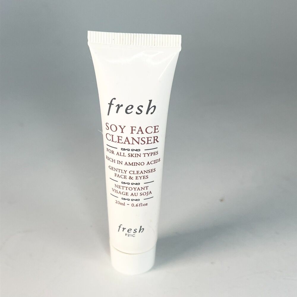 Fresh Soy Fresh Face Cleanser Wash Gentle Amino Acids Travel .6 fl oz 20ml New - Picture 1 of 4
